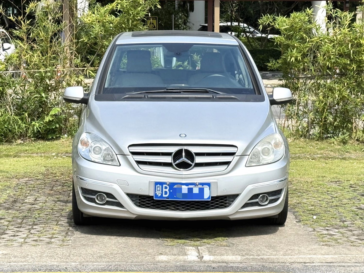 Mercedes-Benz B Class 2010 #4 Mercedes-Benz B Class 2010 صورة سيارة #4
