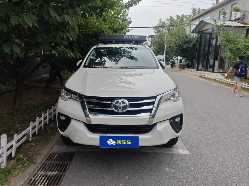 Toyota Fortuner 2018 #4 Toyota Fortuner 2018 immagine di auto #4