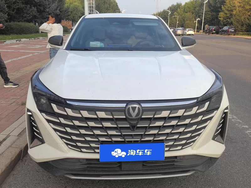 Changan UNI-Z 2025 #4 Changan UNI-Z 2025 car image #4