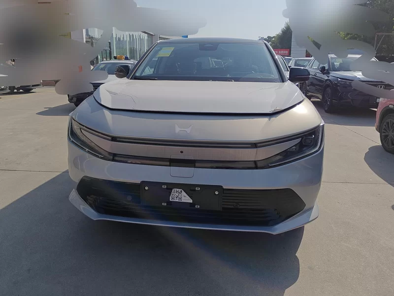 Honda P7 2025 car image #4