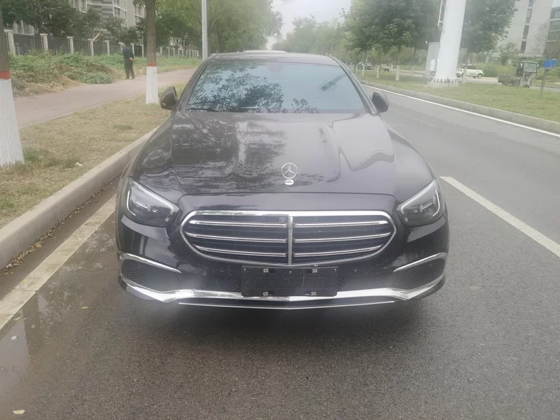 Mercedes-Benz E Class New Energy 2022 car image #4