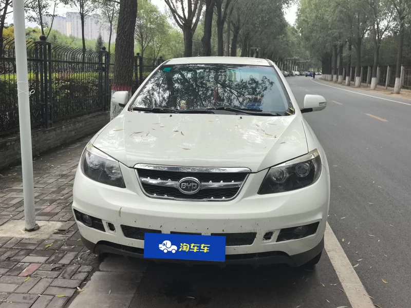 BYD S6 2015 #4 BYD S6 2015 car image #4