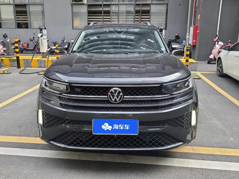 Volkswagen Tavendor 2023 car image #4