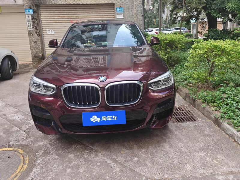 BMW X4 M40i 2020 car image #4