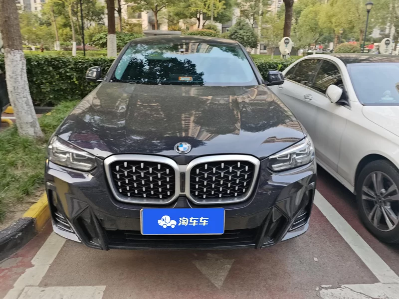 BMW X4 M40i 2023 #4 BMW X4 M40i 2023 car image #4