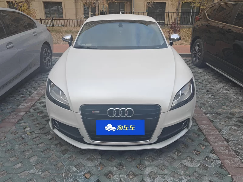 Audi TT RS 2012 #4 Audi TT RS 2012 car image #4