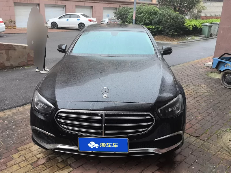 Mercedes-Benz E Class New Energy 2023 car image #4