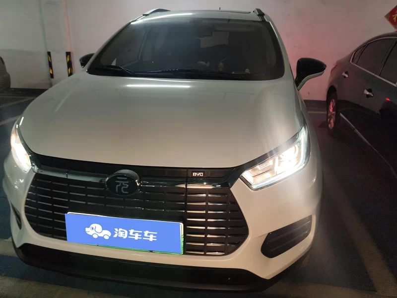 BYD Yuan New Energy 2019 #4 BYD Yuan New Energy 2019 car image #4