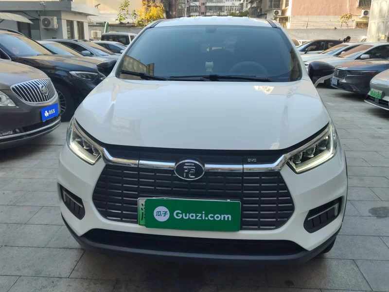 BYD Yuan New Energy 2021 car image #4