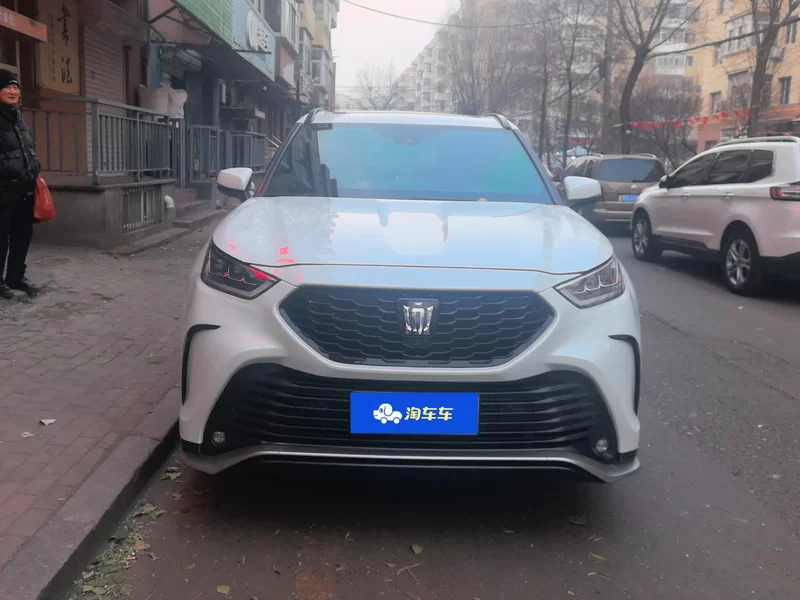 Toyota Crown Kluger 2023 car image #4