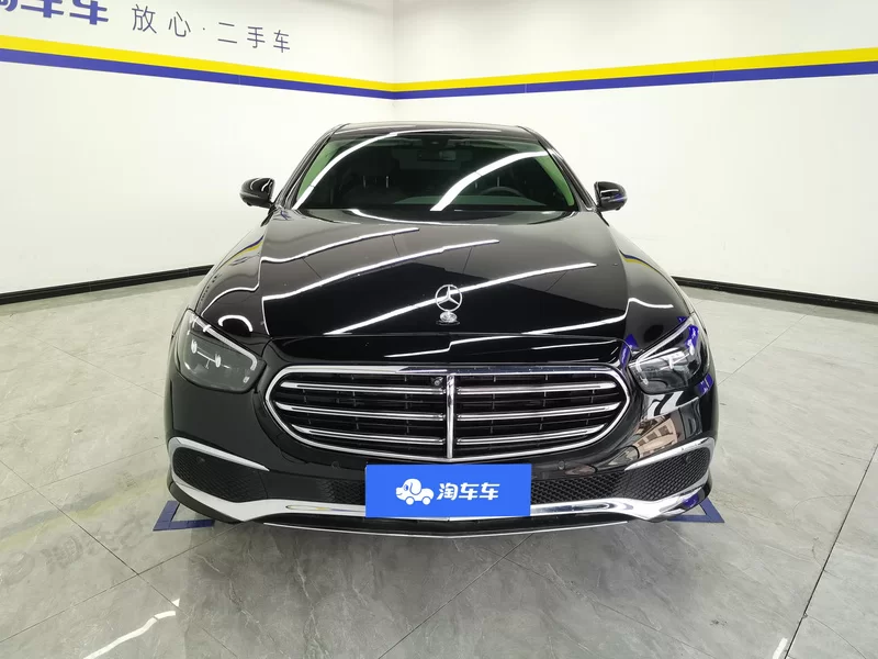 Mercedes-Benz E Class 2022 car image #4