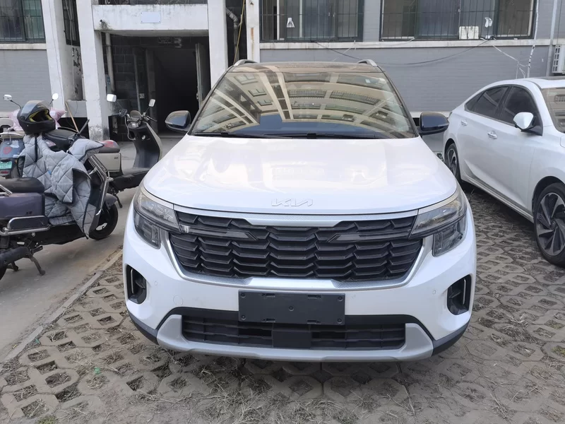 Kia Seltos 2023 car image #4
