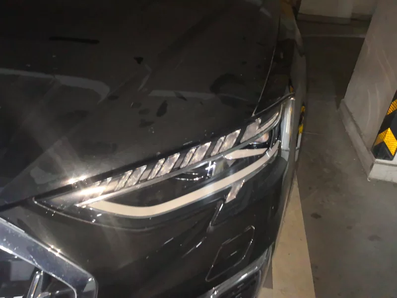 Audi A8 2023 car image #4