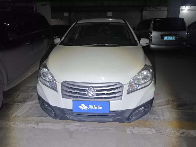 Suzuki S-Cross 2016 صورة سيارة #4