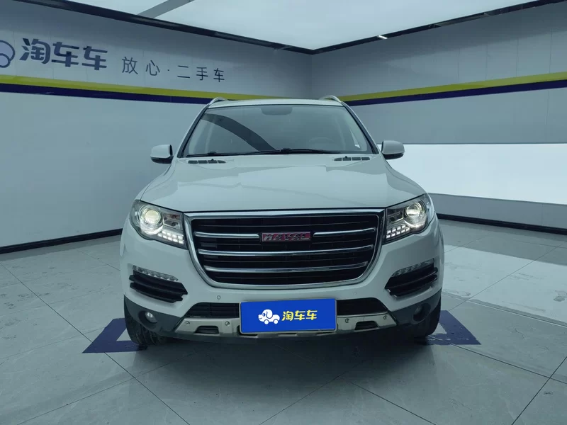 Haval H8 2016 #4 Haval H8 2016 car image #4