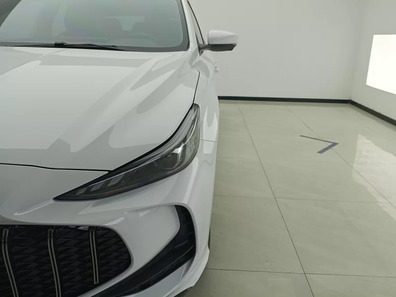 5 2024 immagine di auto #4