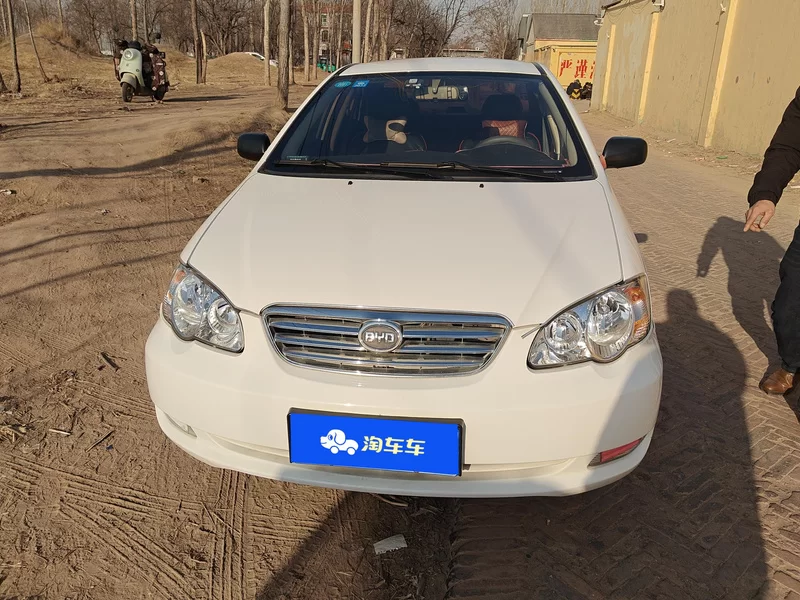 BYD F3 2018 immagine di auto #4