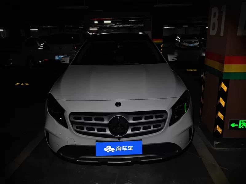 Mercedes-Benz GLA Class 2019 car image #4