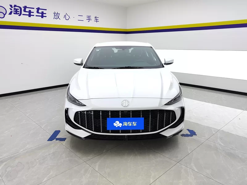 2025 car image #4