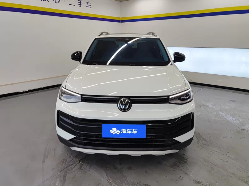 Volkswagen Tharu 2025 car image #4