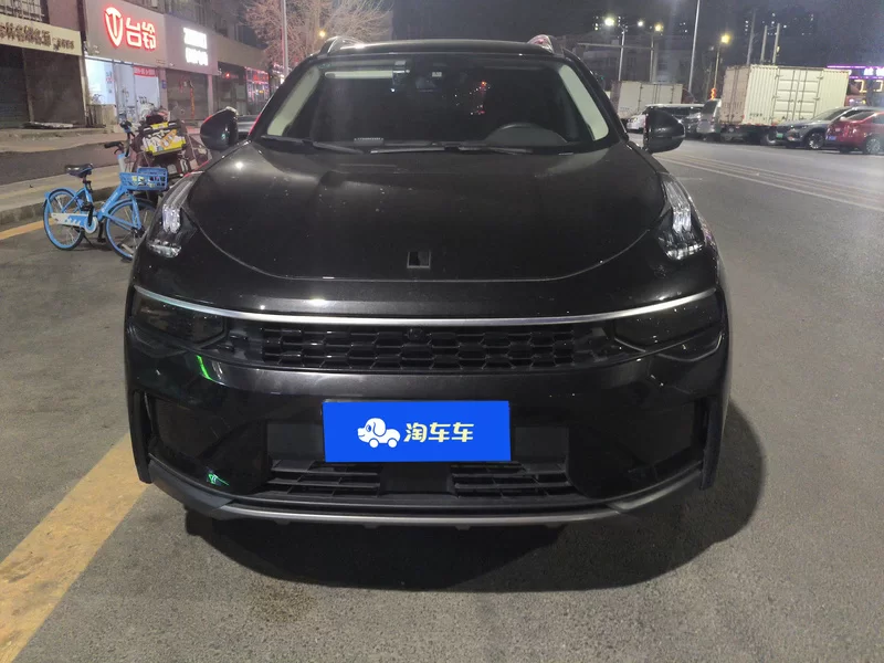 Lynk & Co 01 2022 car image #4