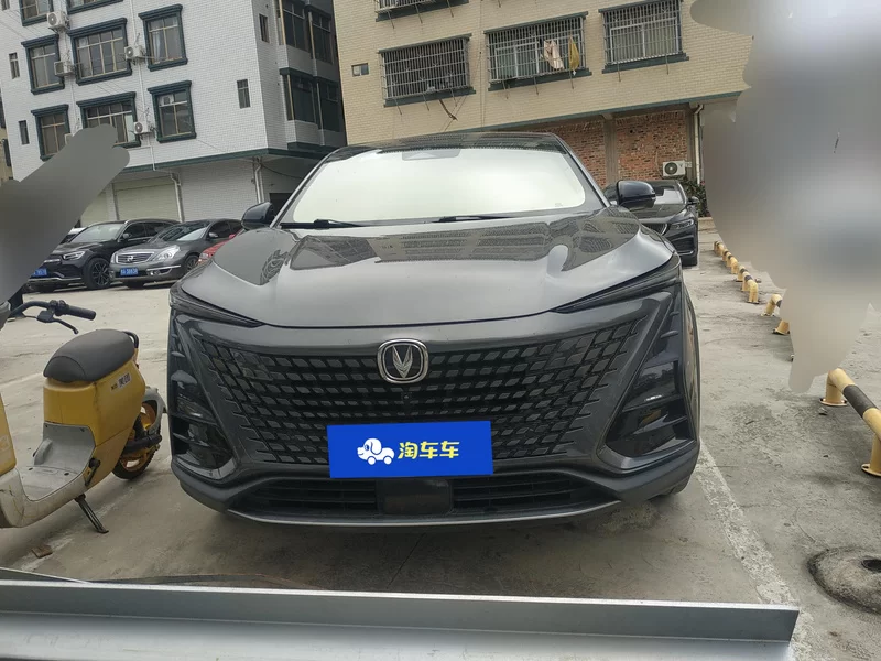 Changan UNI-T 2022 صورة سيارة #4