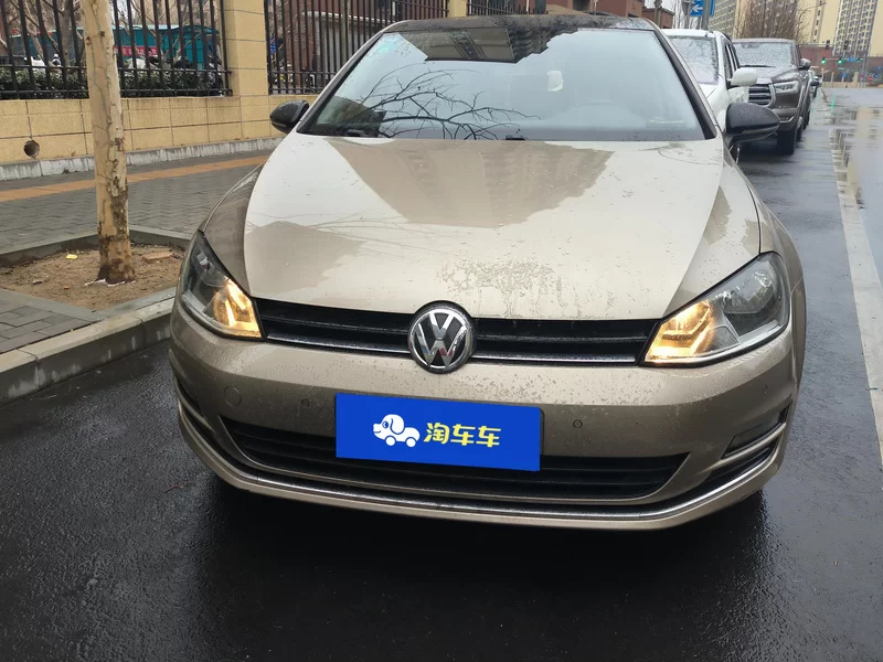 Volkswagen Golf 2017 car image #4