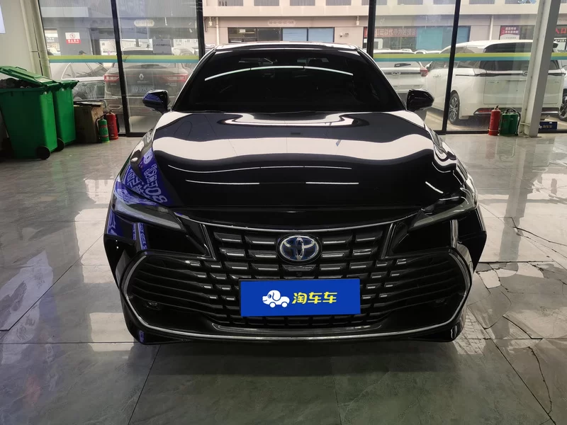 Toyota Avalon 2023 car image #4