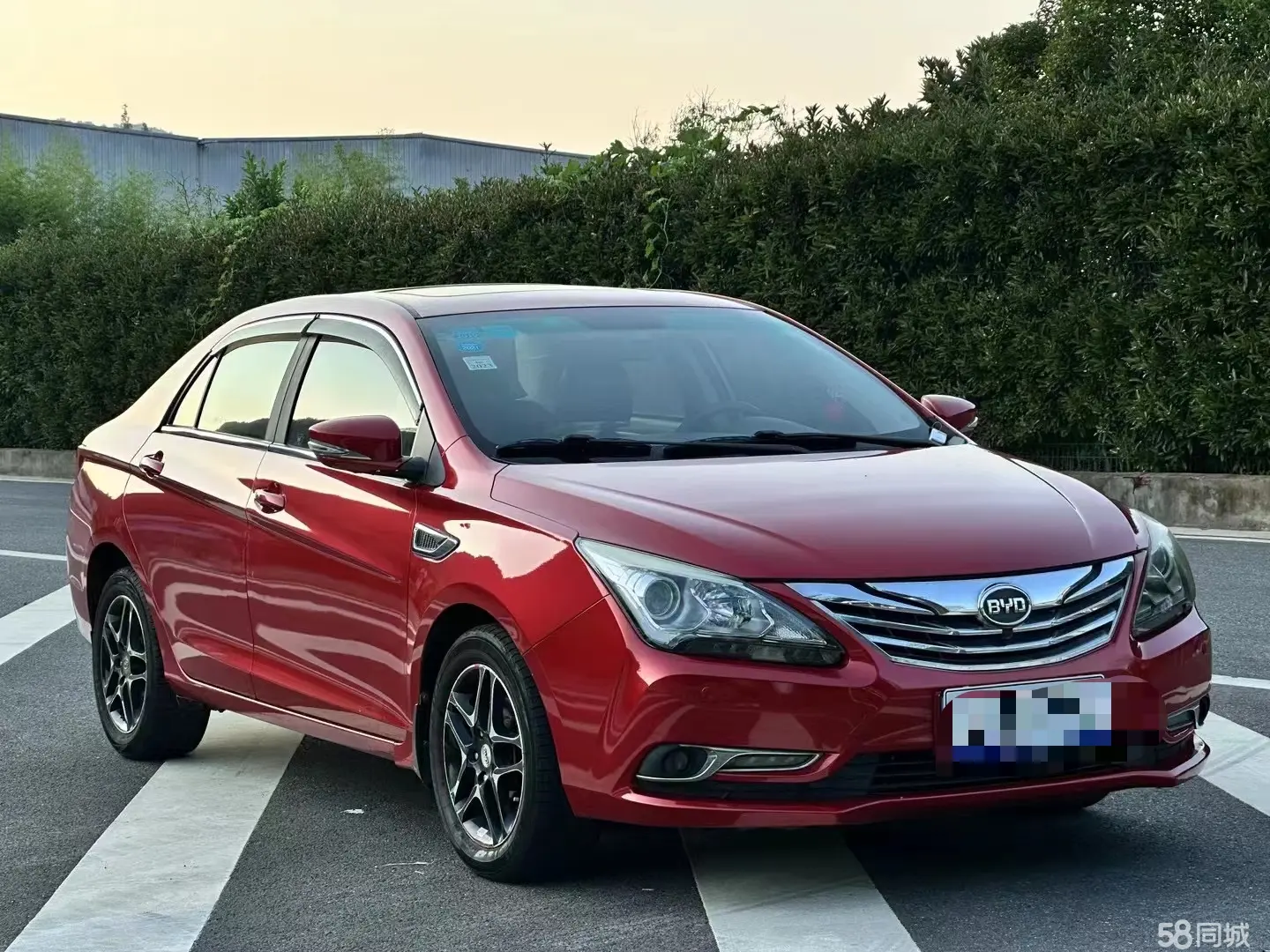 BYD G5 2015 immagine di auto #4