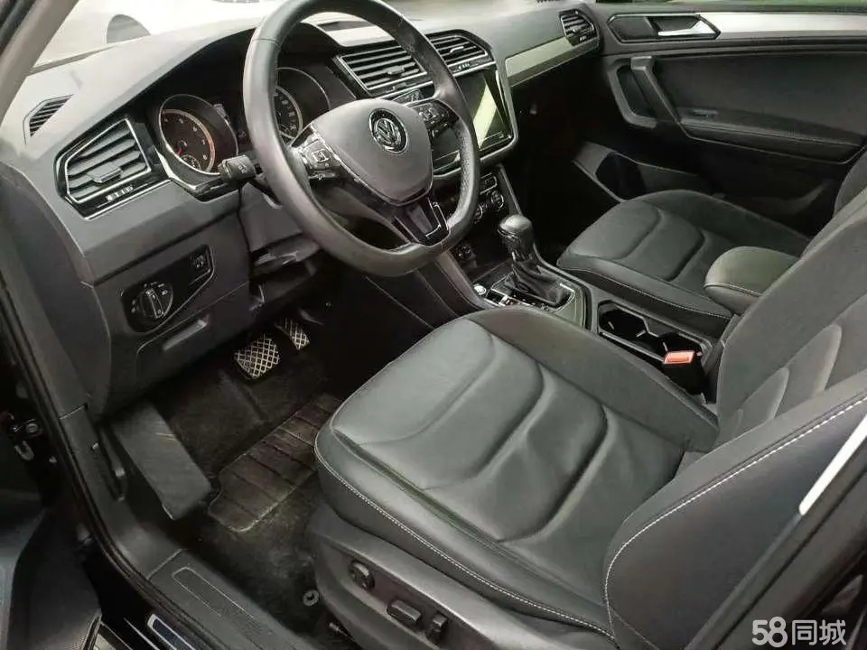 Volkswagen Tiguan L 2020 изображение автомобиля #4