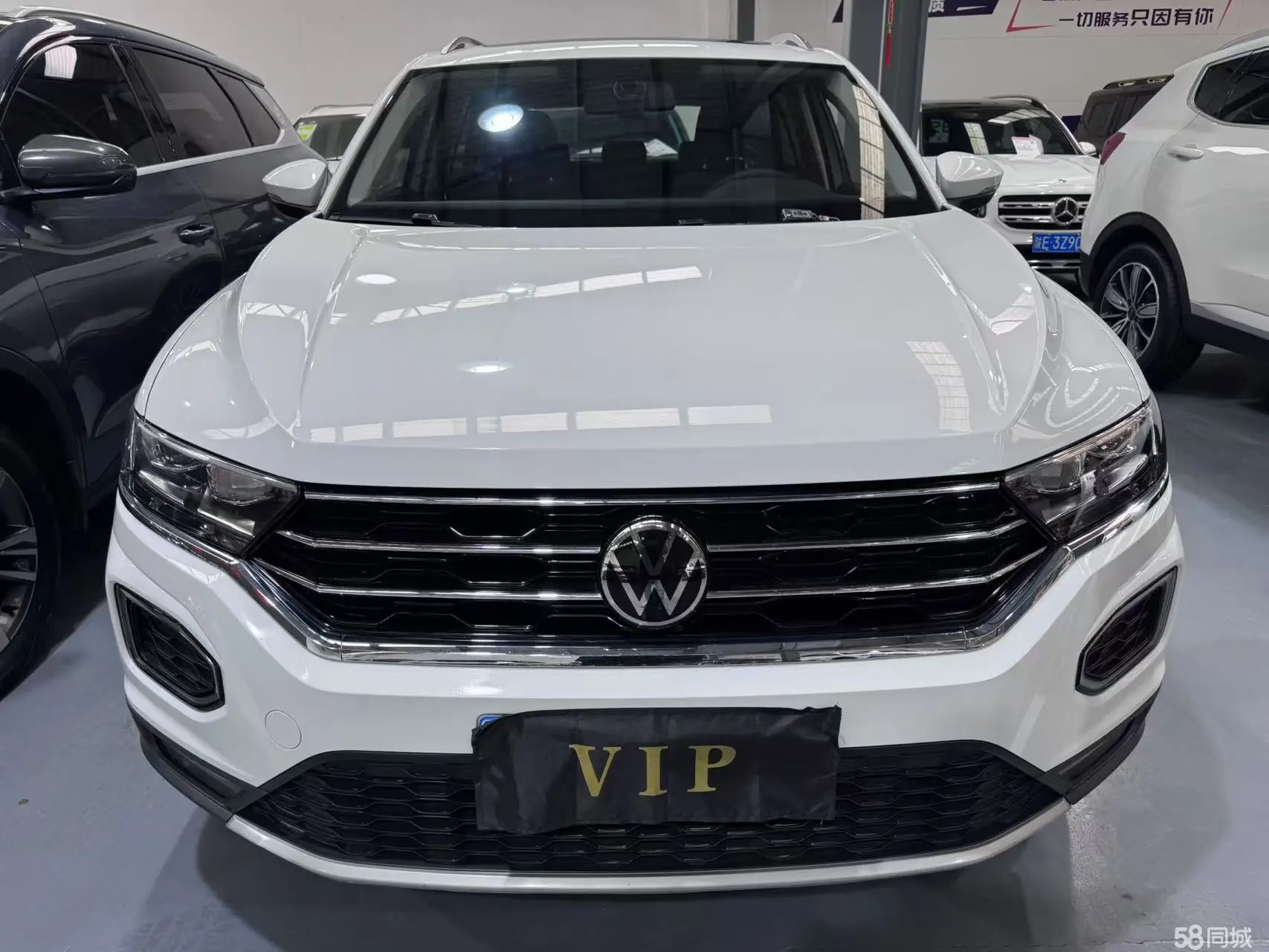 Volkswagen T-Roc 2022 immagine di auto #4
