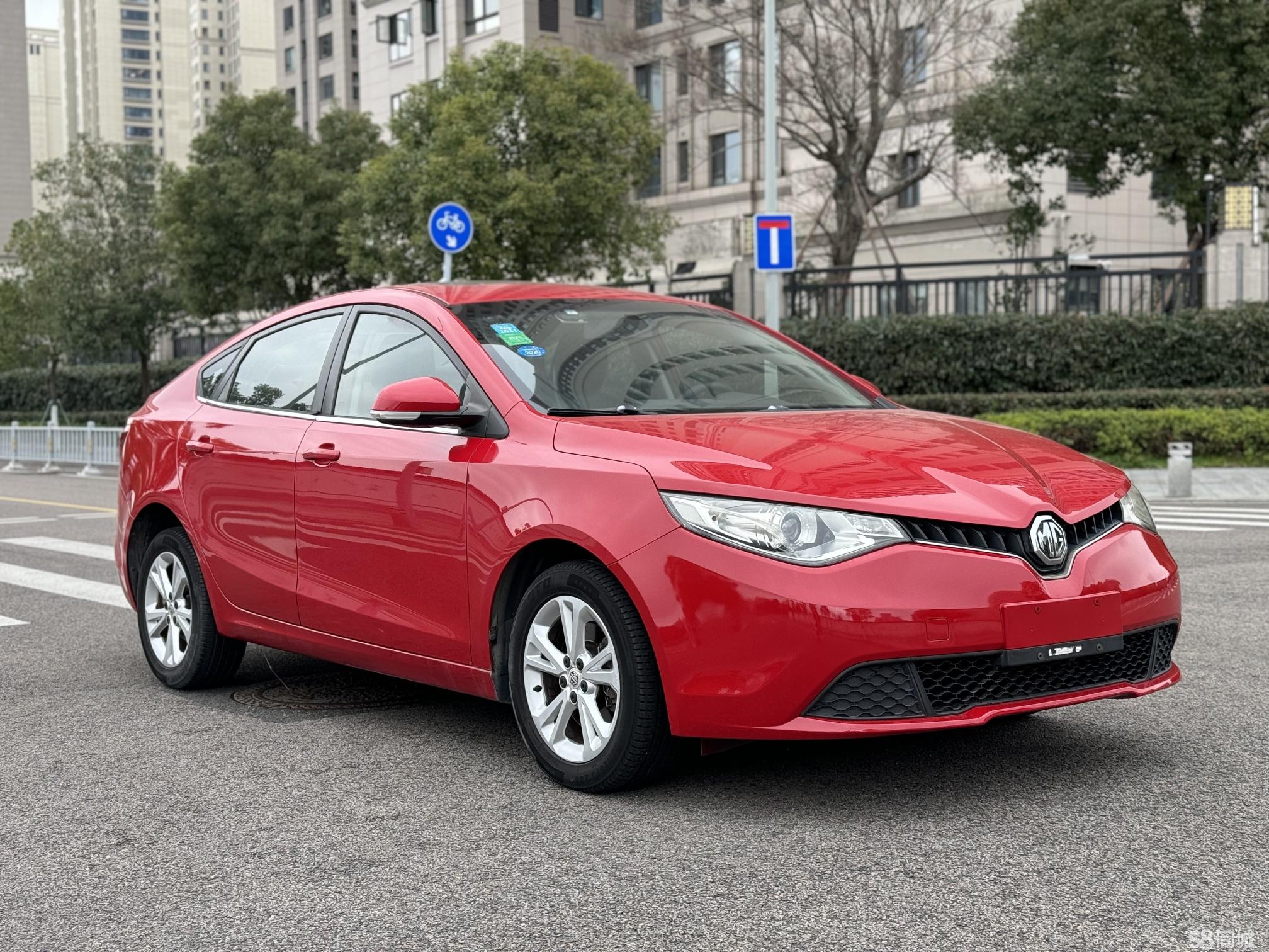 MG GT 2015 car image #4