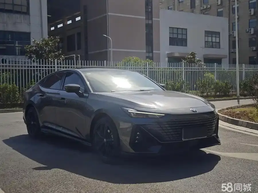 长安 长安UNI-V 2022 汽车图片 #4