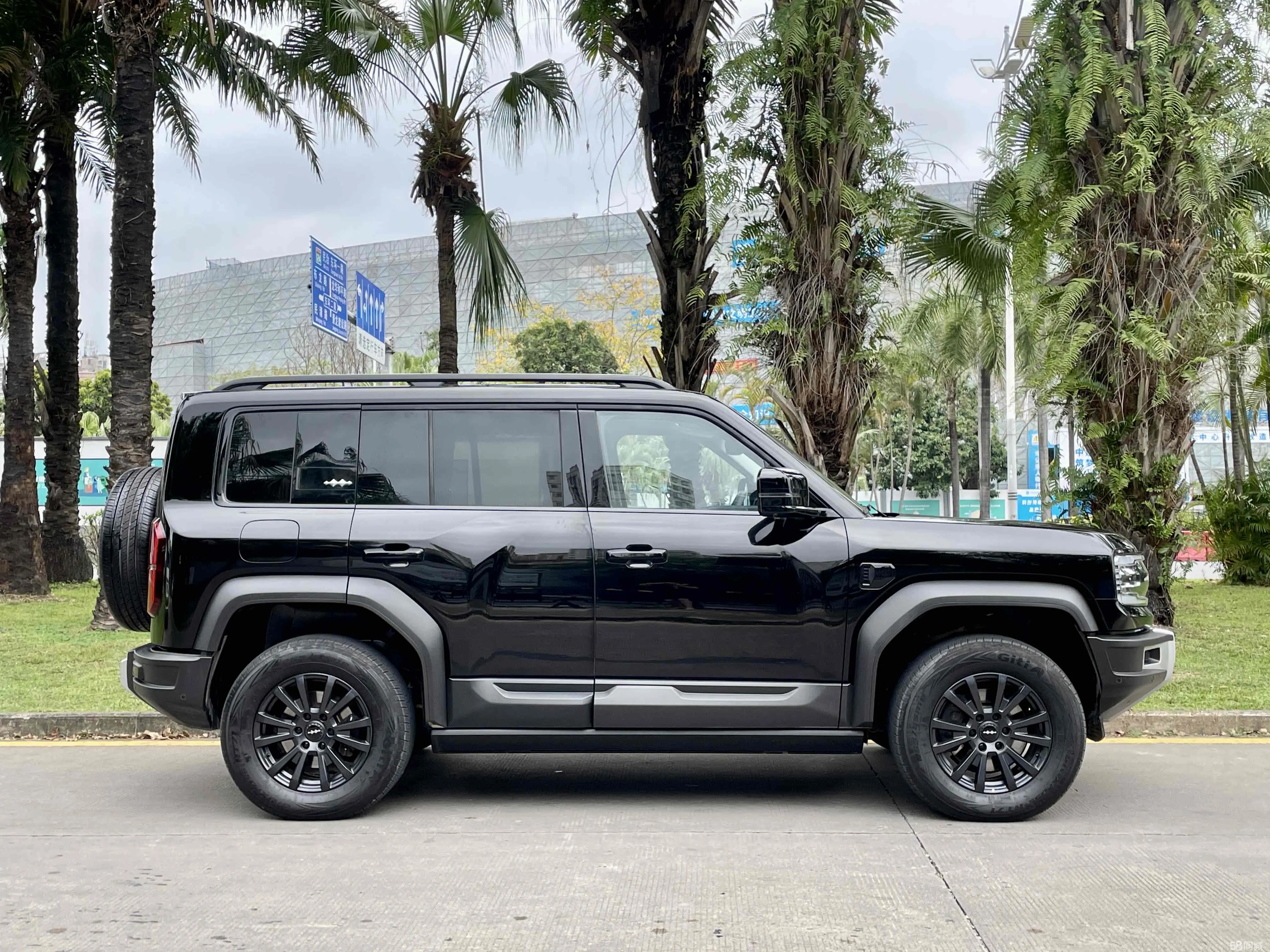 FangChengBao Leopard 5 2024 car image #4