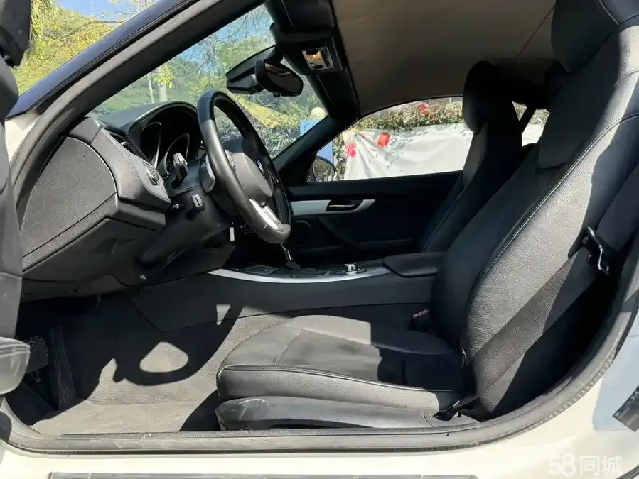 BMW Z4 2011 car image #4