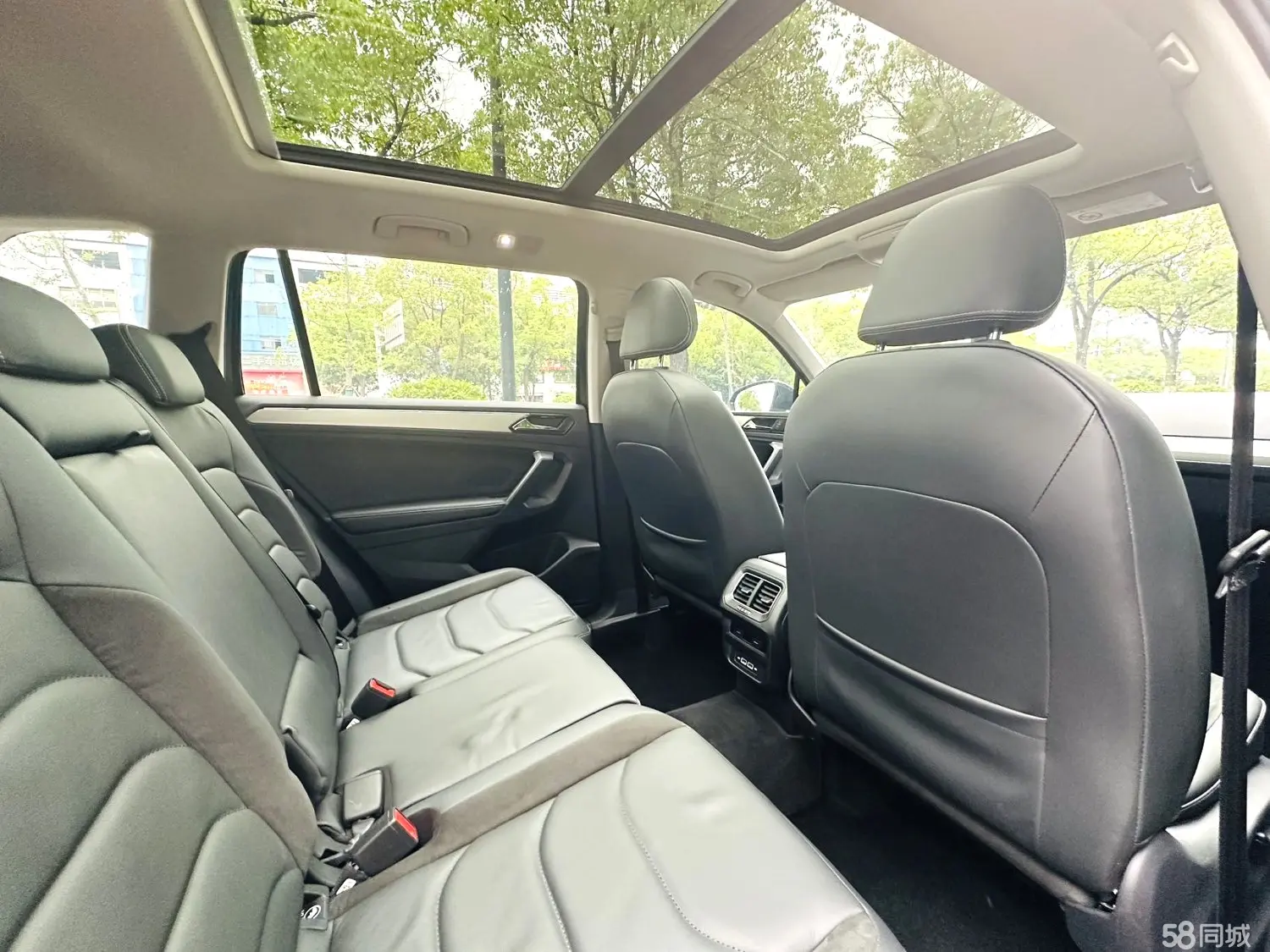 Volkswagen Tiguan L 2019 car image #4