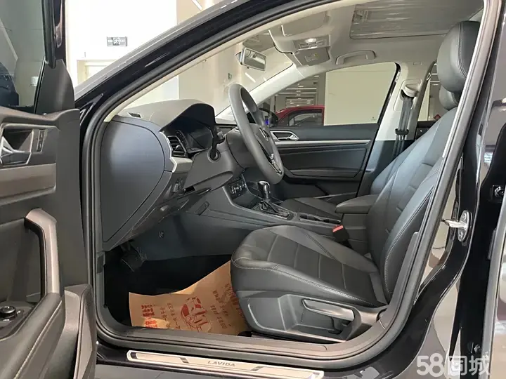 Volkswagen Lavida 2019 #4 Volkswagen Lavida 2019 car image #4