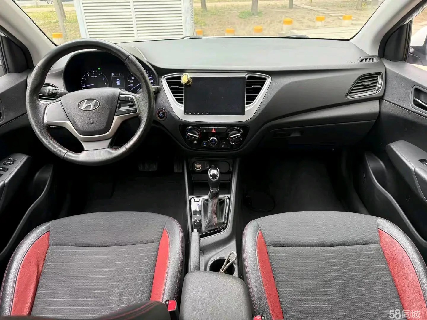 Hyundai Verna 2017 car image #4