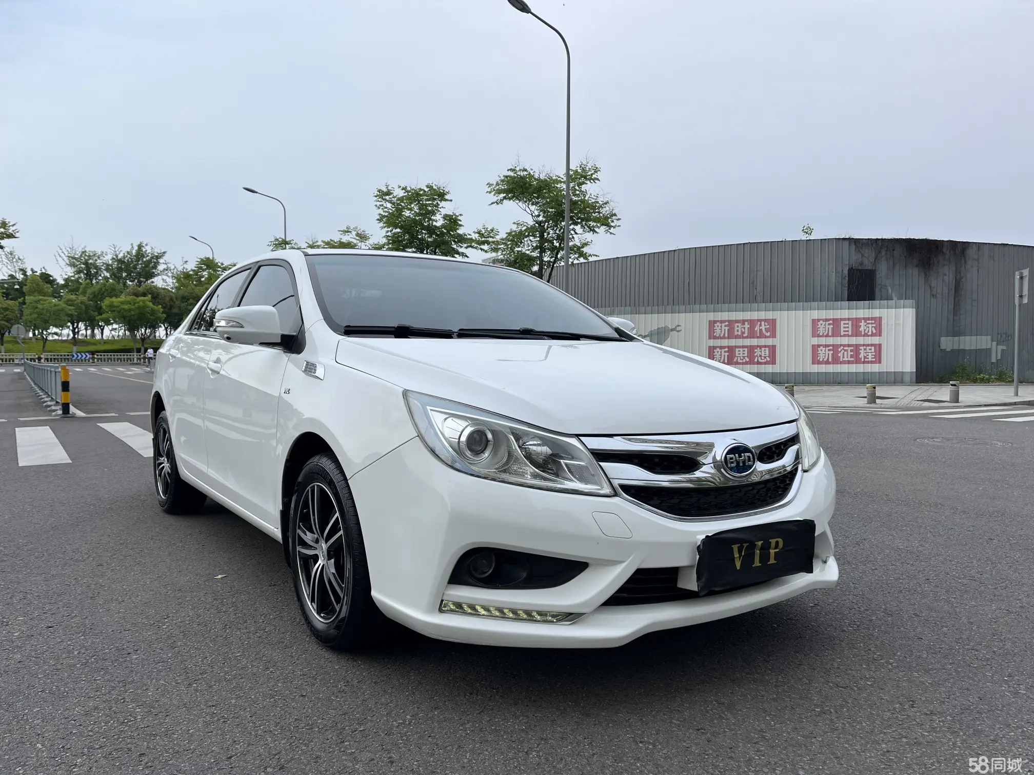 BYD SuRui 2015 car image #4