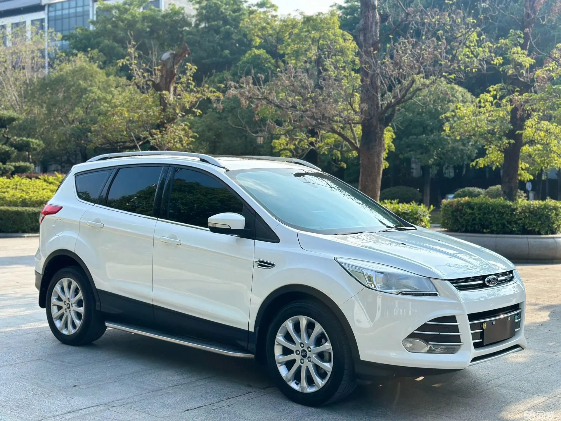 Ford Kuga 2014 car image #4