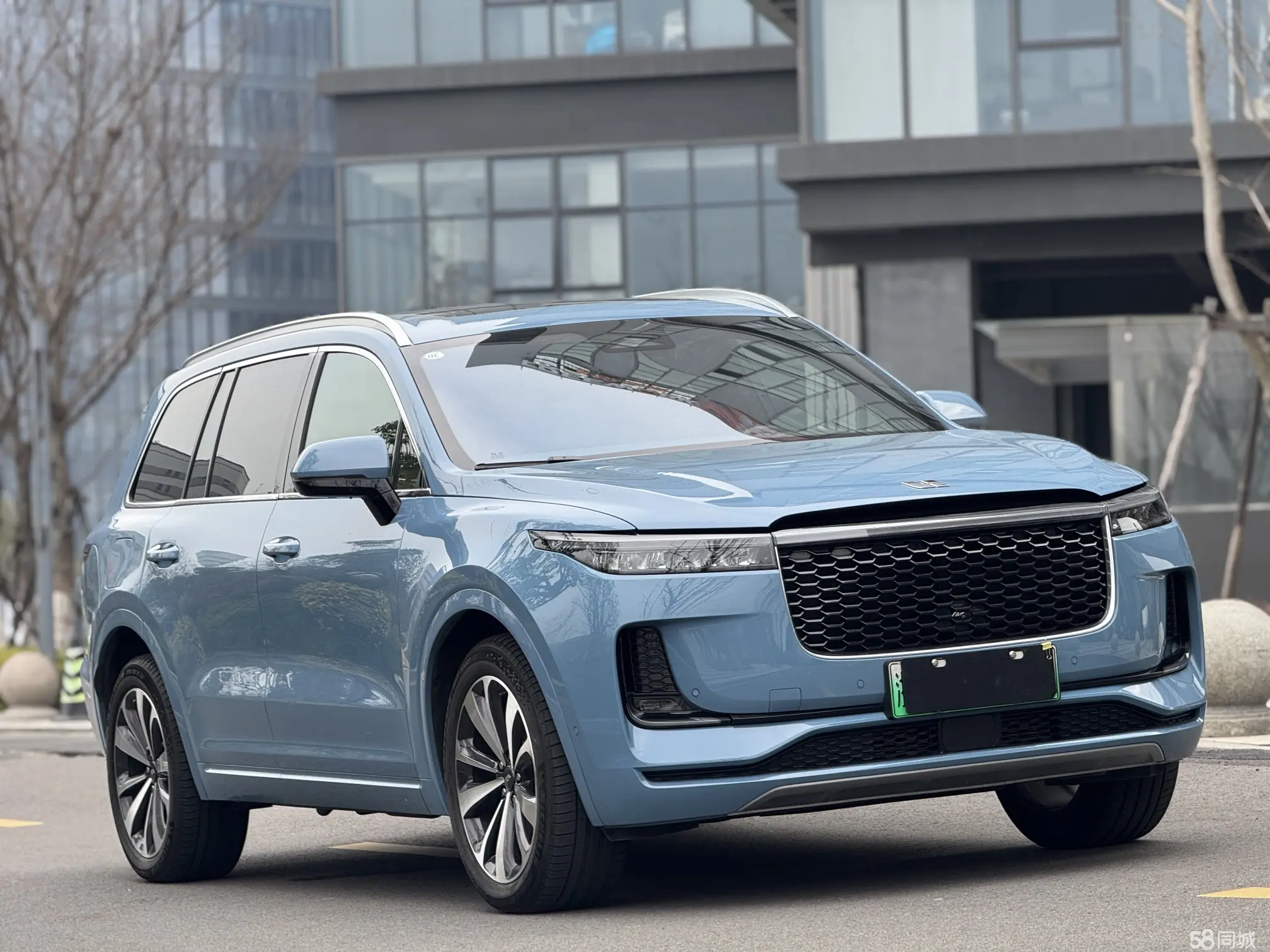 Li i6 2022 immagine di auto #4