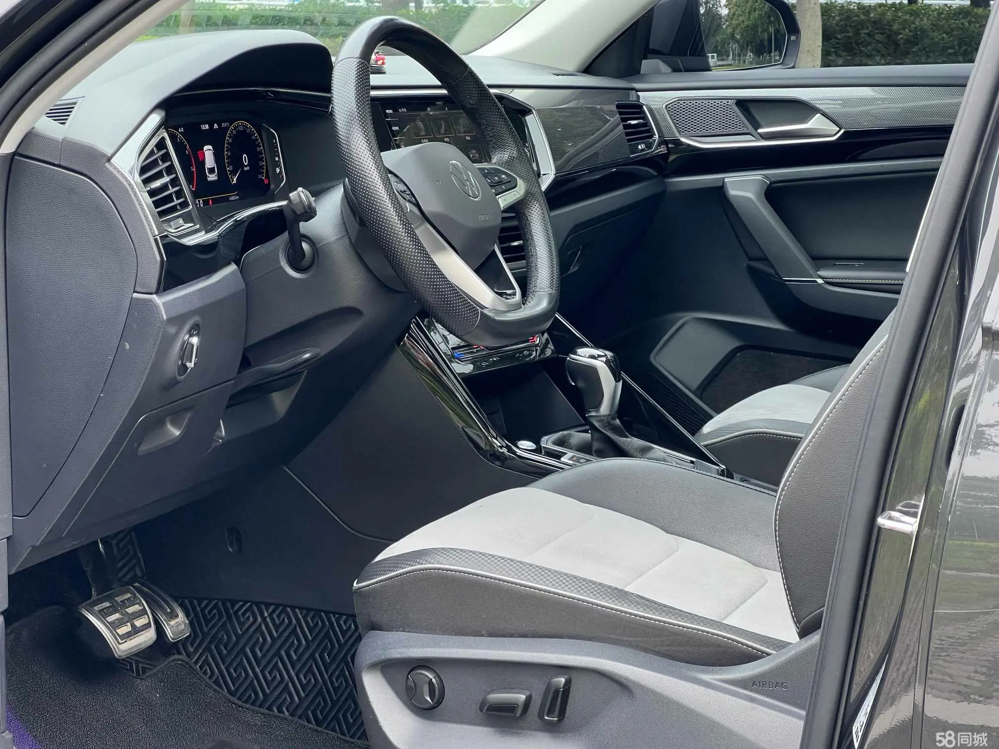 Volkswagen Tayron X 2022 car image #4