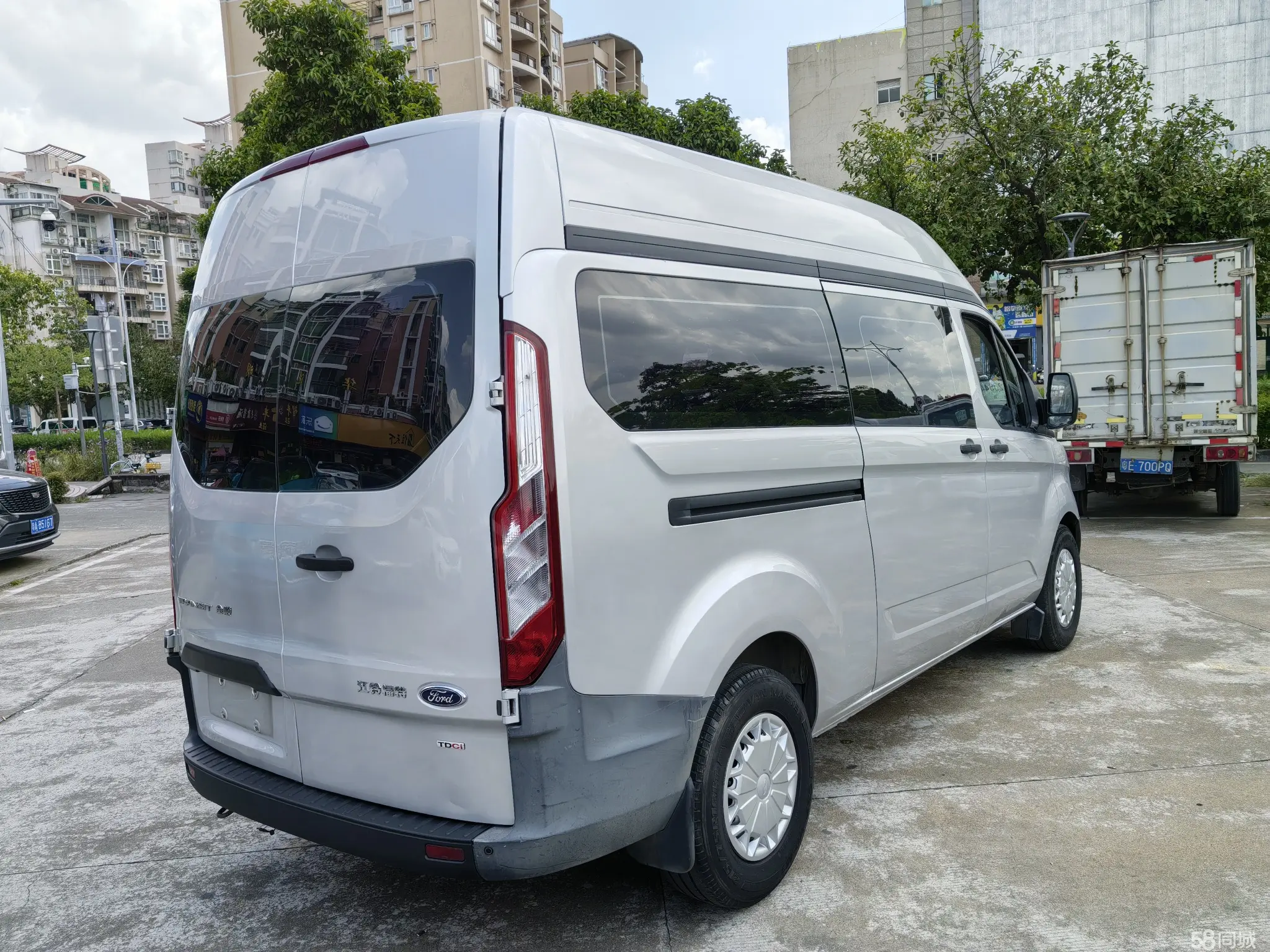 Ford Transit 2018 immagine di auto #4