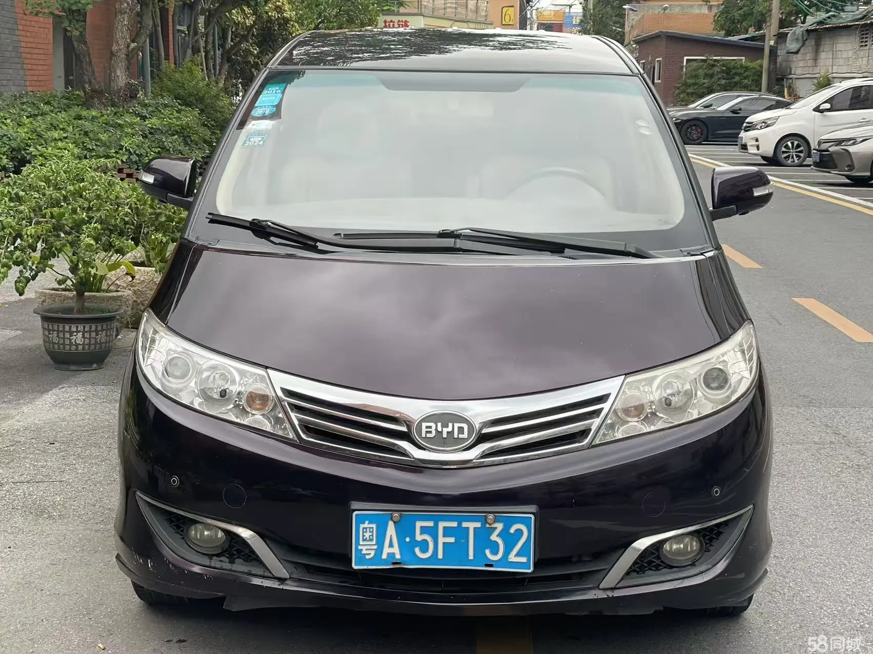 BYD M6 2014 car image #4