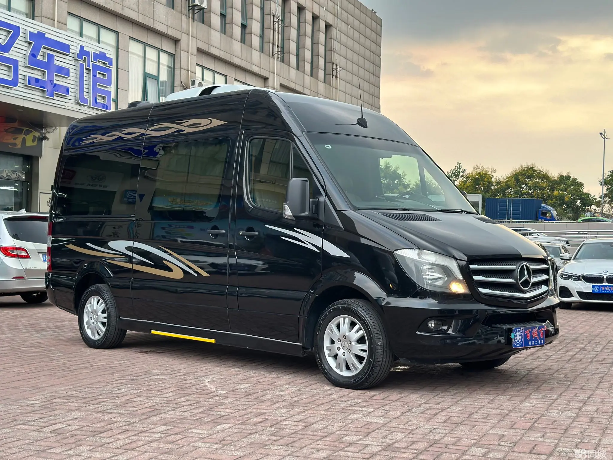 Mercedes-Benz Sprinter 2016 #4 Mercedes-Benz Sprinter 2016 car image #4