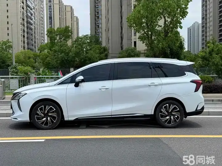 Forthing Yacht 2023 imagen de coche #4