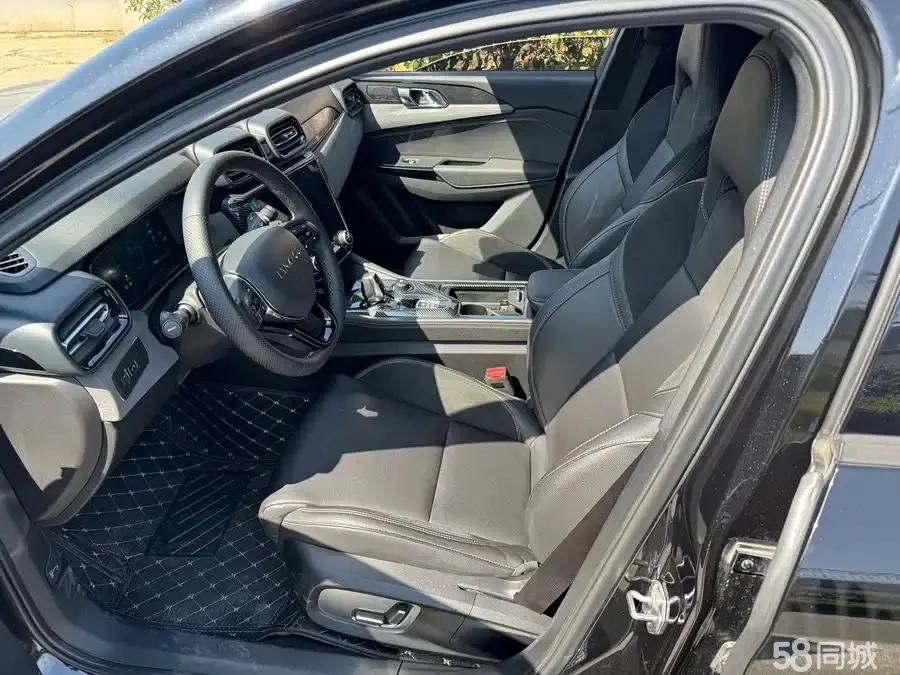 Lynk & Co 03 2019 #4 Lynk & Co 03 2019 car image #4
