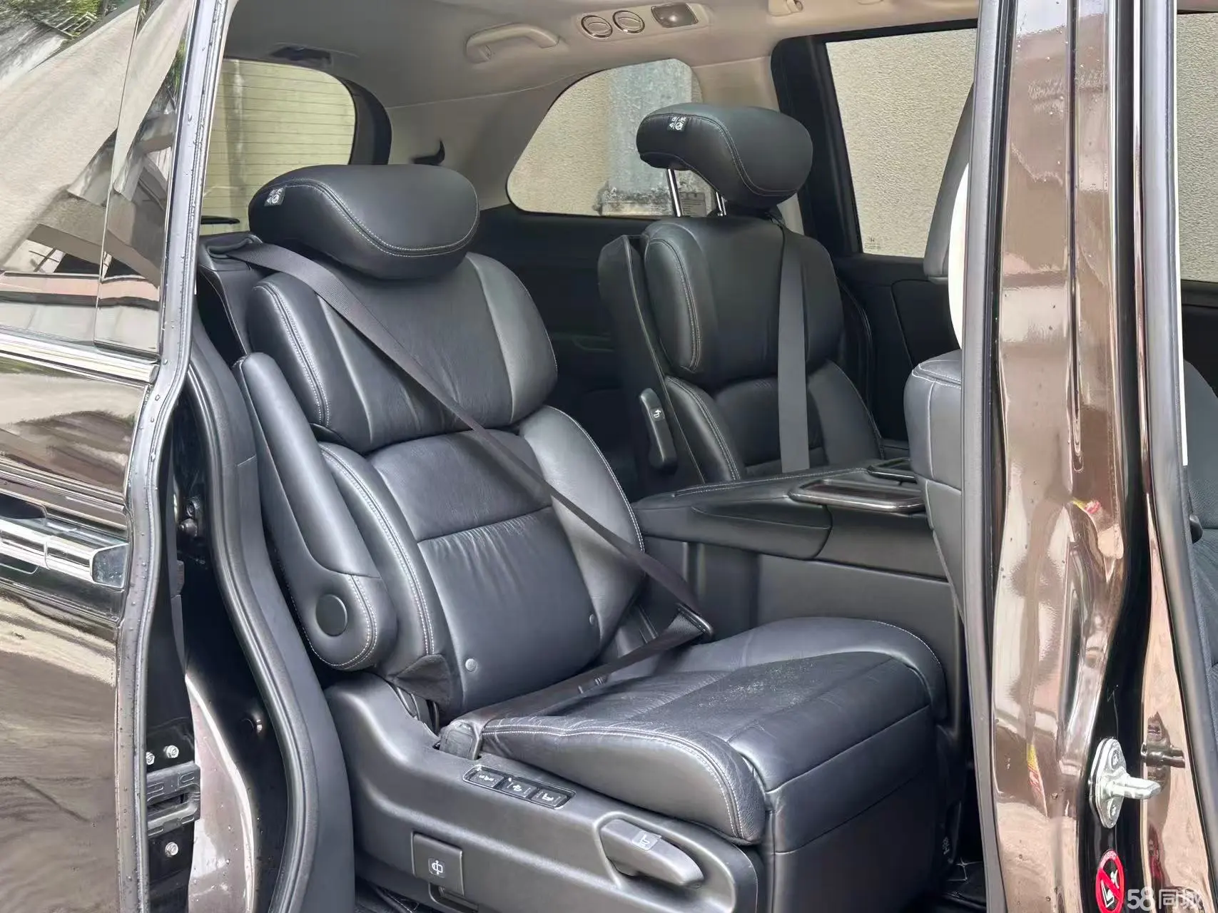 Honda Elysion 2016 #4 Honda Elysion 2016 car image #4