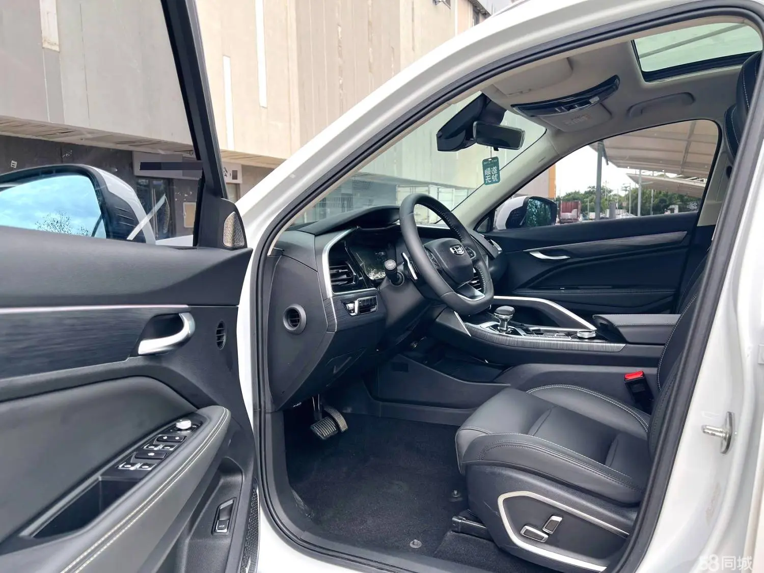 GEELY Tugella 2021 #4 GEELY Tugella 2021 immagine di auto #4