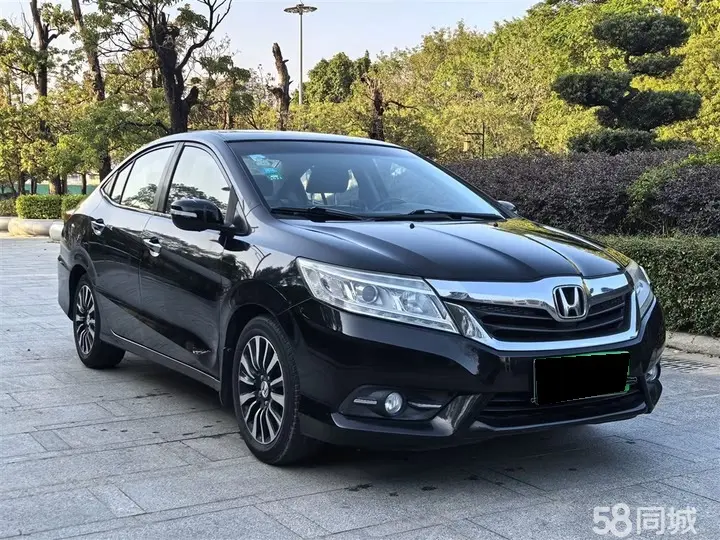 Honda Crider 2015 #4 Honda Crider 2015 car image #4